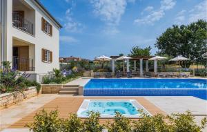 Πισίνα στο ή κοντά στο Villa Terrarossa Kastelir