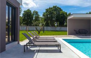 Πισίνα στο ή κοντά στο Villa Median +50 φωτογραφίες