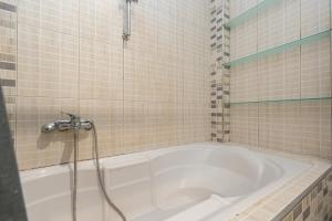 Koupelna v ubytování M&S Luxury Home + 20 fotografií