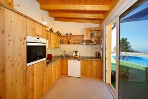 Kuchyň nebo kuchyňský kout v ubytování Finca La Bonita