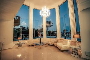 منطقة جلوس في Caves Beach Resort Adults Only