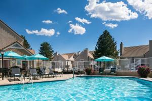 Πισίνα στο ή κοντά στο Residence Inn by Marriott Boulder