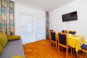TV/Unterhaltungsangebot in der Unterkunft Apartments Pinty