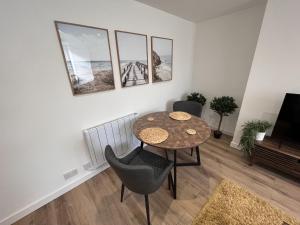 Φωτογραφία από το άλμπουμ του Large One Bed Basement Apartment σε Lowestoft