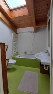 Koupelna v ubytování B&B Casa Cantoniera
