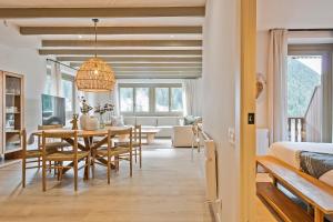 Posezení v ubytování Luderna - Apartamento con terraza Bonaigua B3 Toran