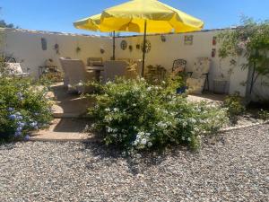 Zahrada ubytování 2 Bed-Sleeps 4-Mtn View-Private Pool & Terrace