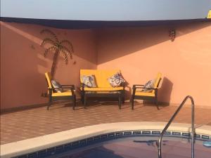 Bazén v ubytování 2 Bed-Sleeps 4-Mtn View-Private Pool & Terrace nebo v jeho okolí