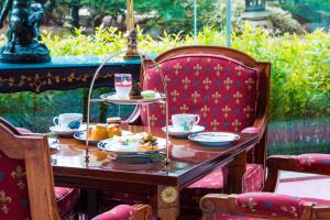 Um jardim em Rihga Royal Hotel Tokyo