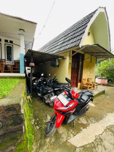 龙目岛库塔Perwita Homestay的相册照片