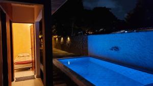 Casa de Praia com Piscina em Maceió - Ipioca - Sauaçuhy内部或周边的泳池