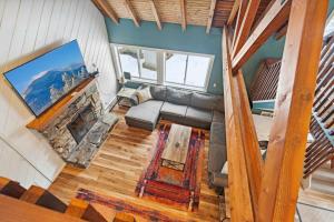 Et opholdsområde på Hot Tub Sauna Firepit Nespresso Huge TV