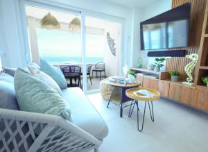 Gallery image of Del Mare at Buye Beach in El Cerro