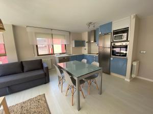 Billede fra billedgalleriet på Housingcoruña Apartamento Playa Miño 04 i Miño