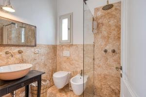 Koupelna v ubytování Tenuta Palmira agriturismo