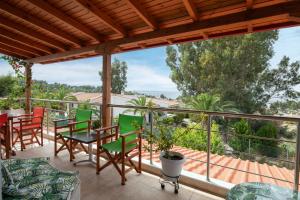 Gallery image of Luxury Apartment in Nikiti