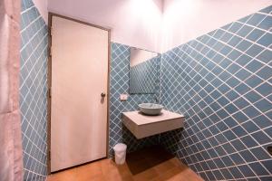 Et badeværelse på Sleep Hotel - SHA Certified + 31 billeder