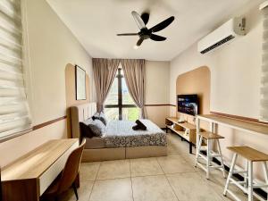 TV a/nebo společenská místnost v ubytování Neu Suites Service Apartment
