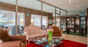 Istumisnurk majutusasutuses Hotel Principe d'Aragona, Sure Hotel Collection by BW