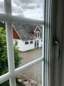 Hoone, kus puhkemaja asub