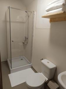 Koupelna v ubytování Nimród fogadó