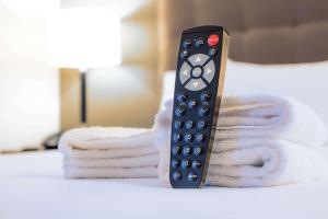 Katil atau katil-katil dalam bilik di Pear Tree Inn Cape Girardeau Medical Center