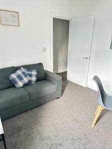 Χώρος καθιστικού στο Medway Workers Nest