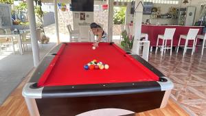 Бильярд в Elephant Sports Bar and Accommodation
