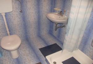 Kúpeľňa v ubytovaní Apartments Ognjen