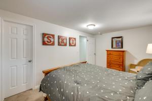 Krevet ili kreveti u jedinici u okviru objekta Updated Home with Mtn Views 8 Mi to Snowbird Resort
