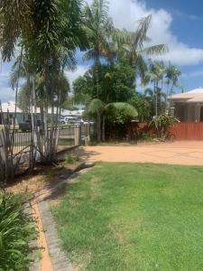 Κήπος έξω από το Bushland on the Beach