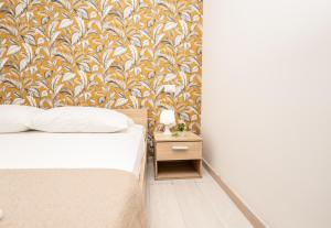 Central Room 128L客房内的一张或多张床位