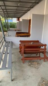Balkón nebo terasa v ubytování โรงแรมอีสานอินน์ ยโสธร - Easarninn Yasothorn