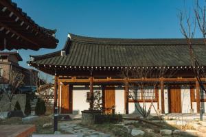 an asian style building with a roof at Myeongjigak in Namwon