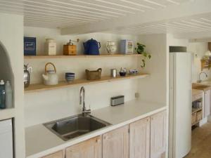 Fotografie z fotogalerie ubytování Charming Farmhouse From 1875 Near Stevns Klint v destinaci Rødvig