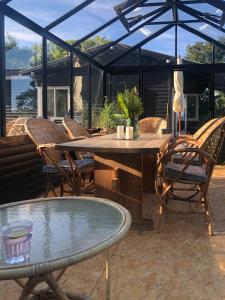 Patio nebo venkovní prostory v ubytování Sunrises And Peace At Bredetved Beach