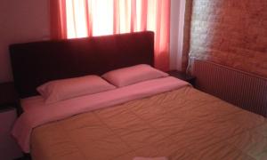 Foto da galeria de Hotel Ballas em Agria