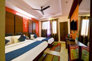Postel nebo postele na pokoji v ubytování Hotel Re Pose Villa Near New Delhi Railway Station