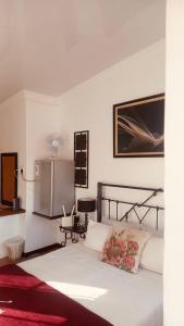 Η κουζίνα ή μικρή κουζίνα στο Serenity Guesthouse