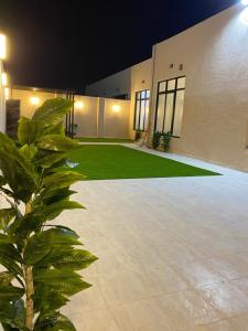 Fotografie z fotogalerie ubytování شاليه غيم - تصميم فندقي v destinaci Táif + 9 fotografií