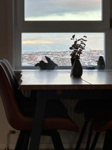Fotografie z fotogalerie ubytování Illu Rental - Sea & City view Guesthouse v destinaci Ilulissat
