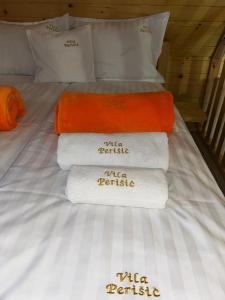 Postel nebo postele na pokoji v ubytování Vila Perisic