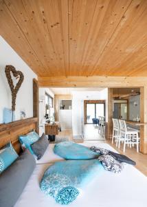 Posezení v ubytování Heinfling Chalet Essing