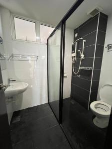 Ένα μπάνιο στο The Majestic Ipoh 3R2B SLY Home Twin City view unit