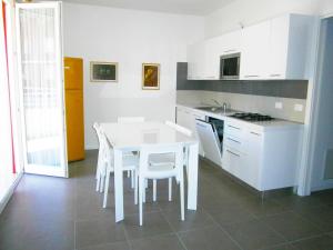 Kuchyňa alebo kuchynka v ubytovaní Residence Orate - Agenzia Cocal