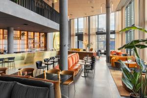 Posezení v ubytování Clarion Hotel Karlatornet