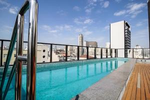 Πισίνα στο ή κοντά στο República - Cama Queen, Rooftop, Garagem e AC