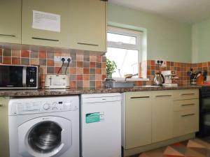 Köök või kööginurk majutusasutuses Bramble Cottage +31 fotot