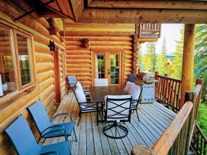 Balkón nebo terasa v ubytování GrizzPaw Lodge - Mountain Resort - 5 Bedroom Chalet - Sleeps 14 People