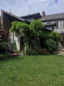 Imagen de la galería de Chambre d'hôte dans manoir près du Tréport et Mers-les-Bains, en Gamaches